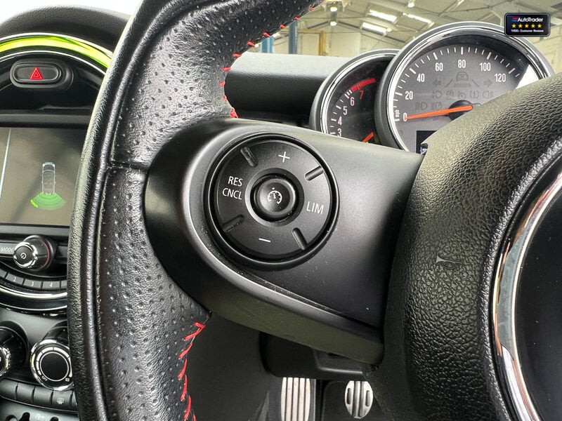 Used MINI Hatch 2018 for sale - 77041980: Photo 19