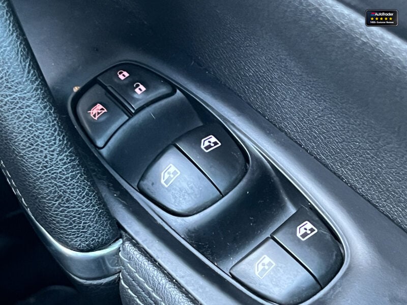 Used Nissan Qashqai 2018 for sale - 77042147: Photo 38