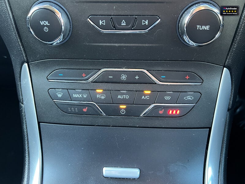 Used Ford Edge 2017 for sale - 77042078: Photo 29