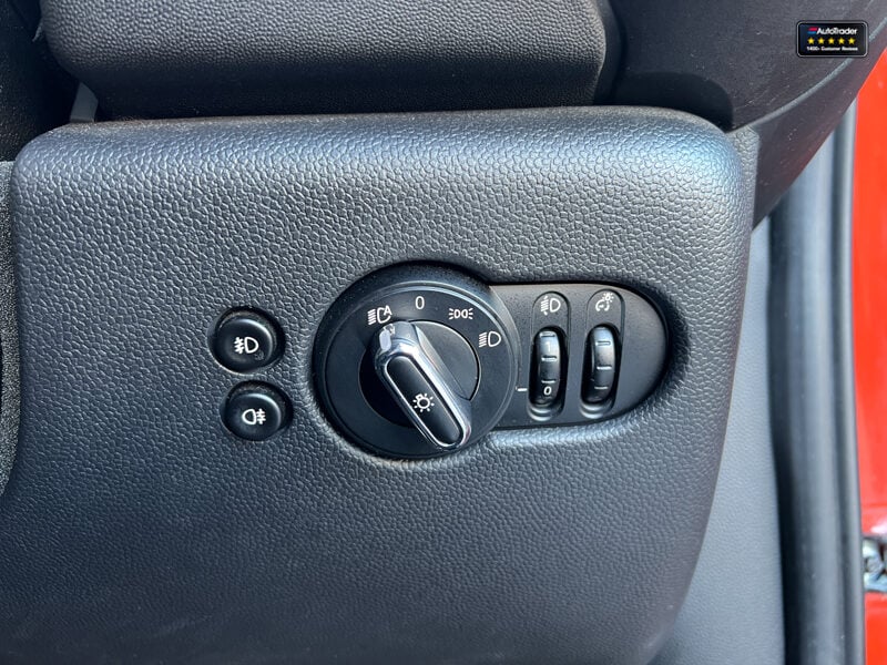 Used MINI Hatch 2019 for sale - 77042071: Photo 24