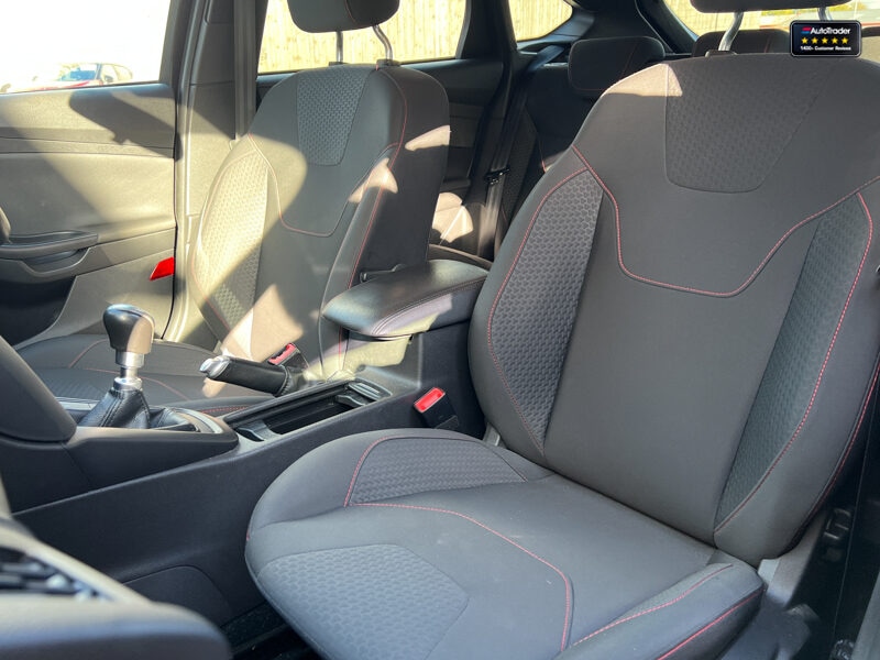 Used Ford Focus 2018 for sale - 77041995: Photo 14