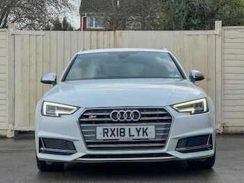 Used Audi A4 2018 for sale - 77296655: Photo