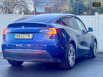 Used Tesla Model Y 2022 for sale - 77042112: Photo