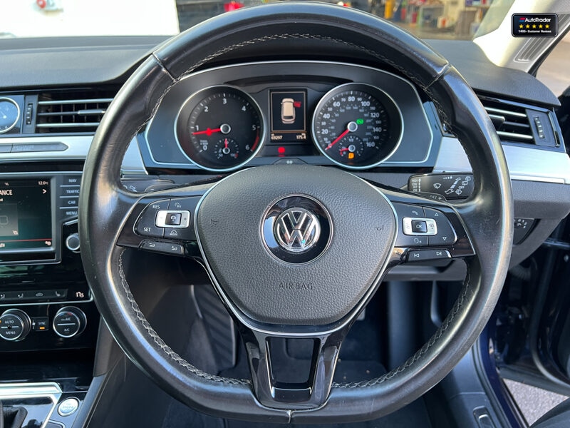 Used Volkswagen Passat 2016 for sale - 77042031: Photo 22