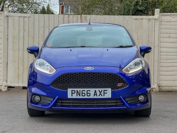 Used Ford Fiesta 2016 for sale - 77998667: Photo