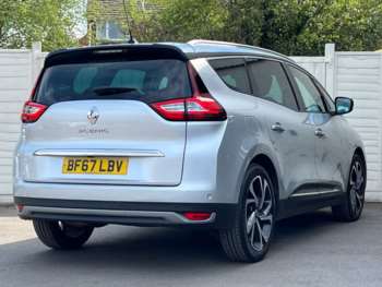 Used Renault Grand Scenic 2017 for sale - 74824980: Photo
