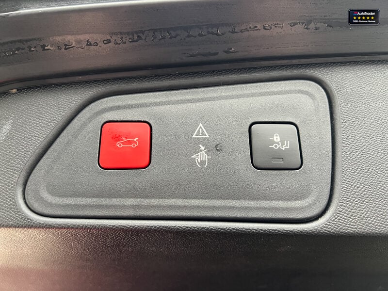 Used Peugeot 3008 2017 for sale - 77042046: Photo 12