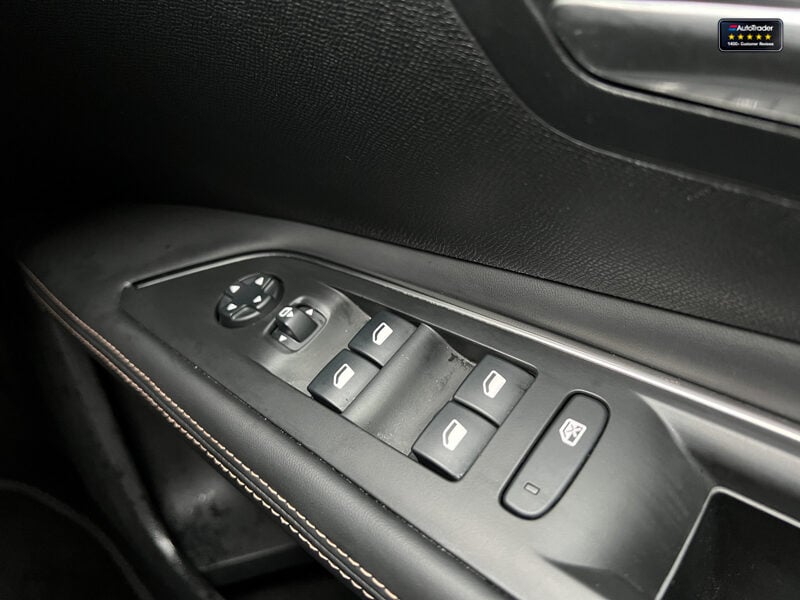 Used Peugeot 3008 2017 for sale - 77042046: Photo 29