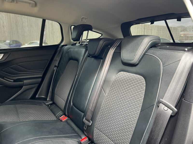 Used Ford Focus 2020 for sale - 77836114: Photo 17