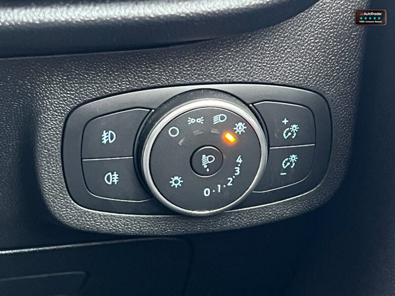 Used Ford Fiesta 2019 for sale - 77042073: Photo 34