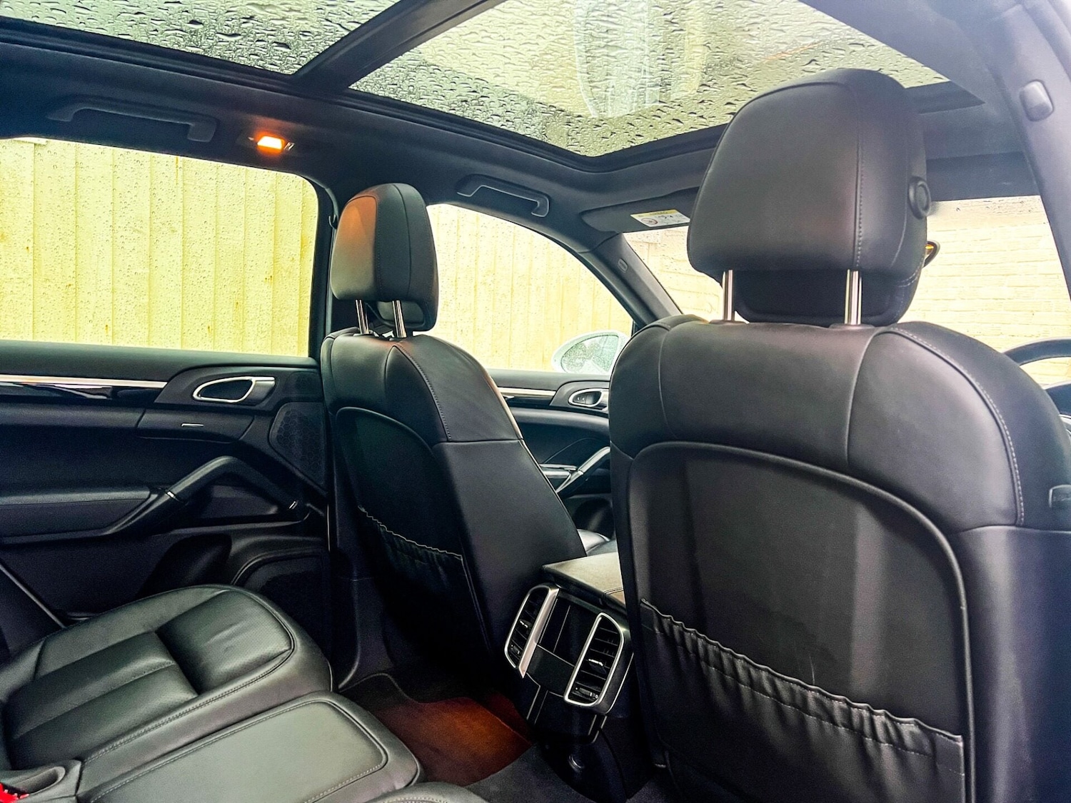 Used Porsche Cayenne 2014 for sale - 77042117: Photo 12