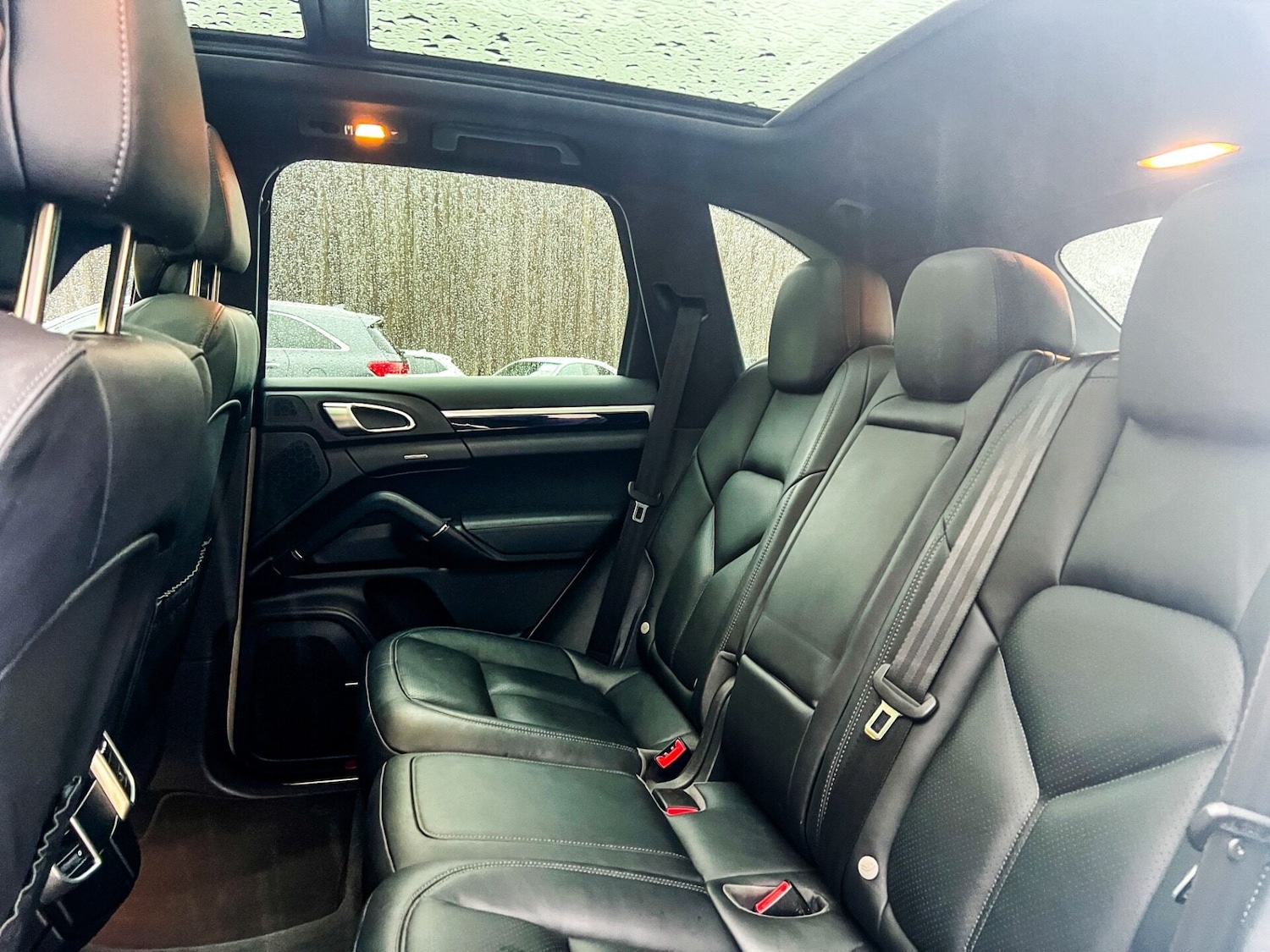 Used Porsche Cayenne 2014 for sale - 77042117: Photo 16