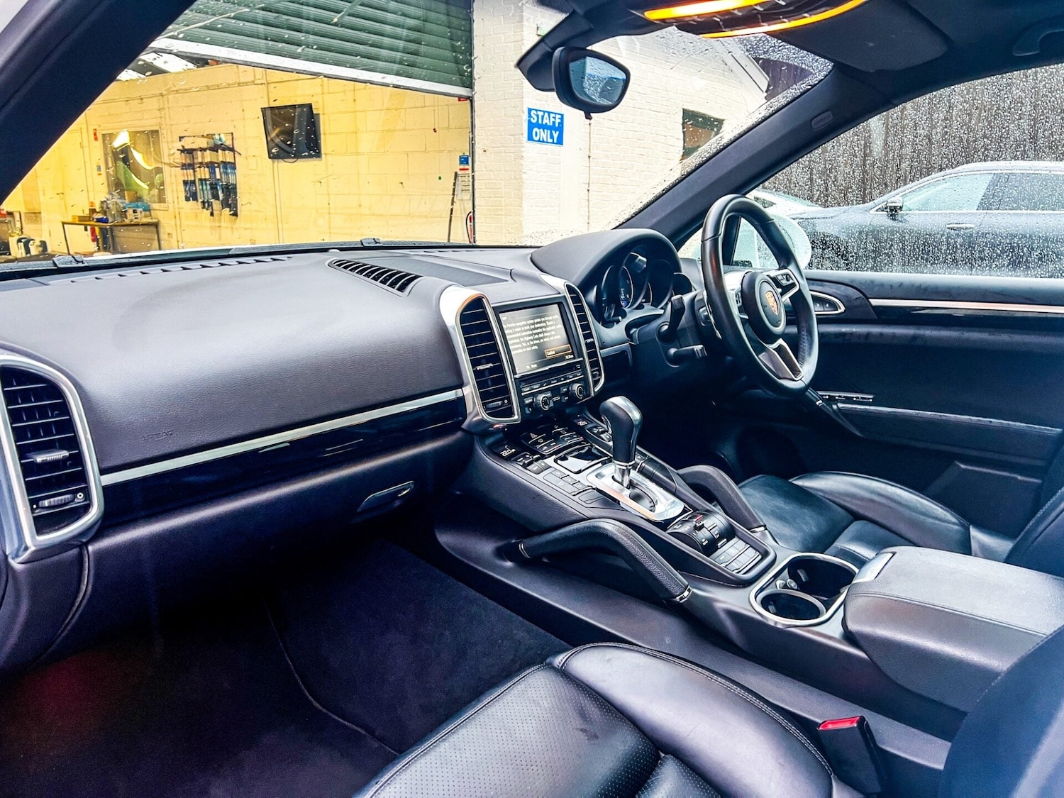 Used Porsche Cayenne 2014 for sale - 77042117: Photo 17