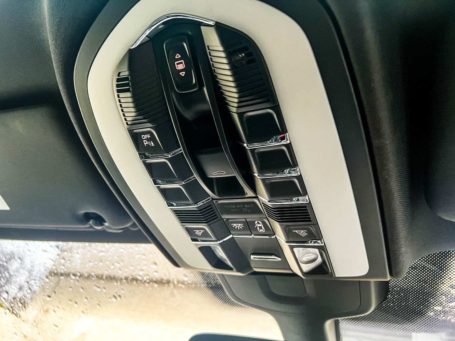 Used Porsche Cayenne 2014 for sale - 77042117: Photo 34