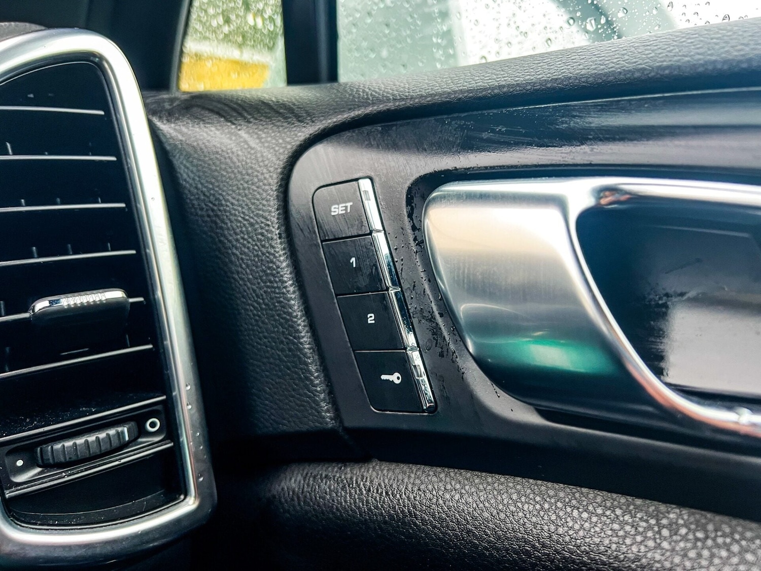 Used Porsche Cayenne 2014 for sale - 77042117: Photo 35