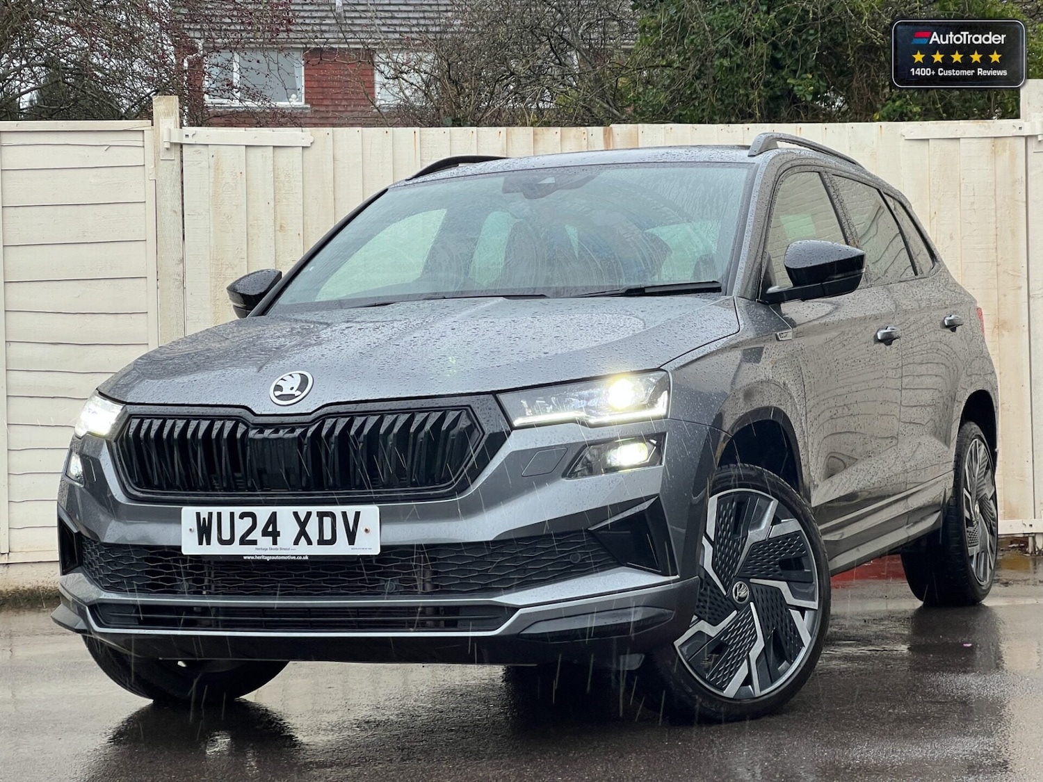 Used Skoda Karoq 2024 for sale - 77368077: Photo 2