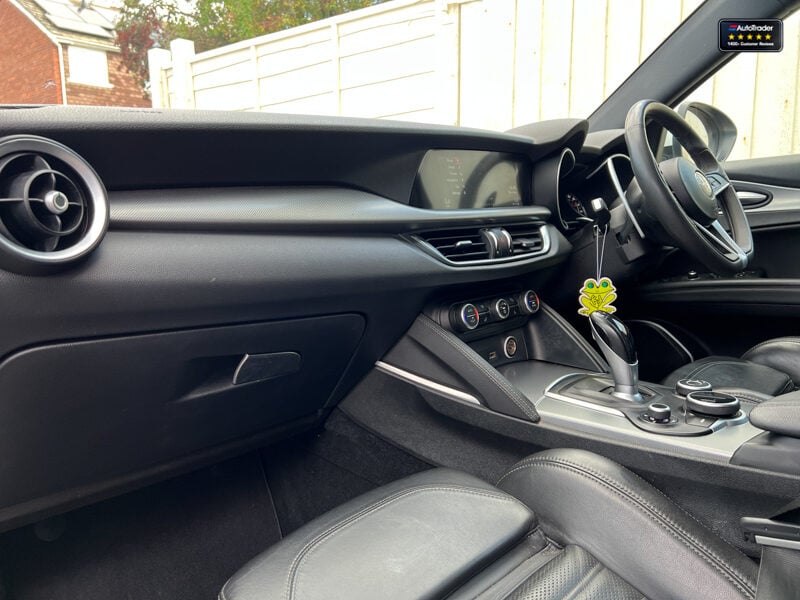 Used Alfa Romeo Stelvio 2018 for sale - 77041917: Photo 11