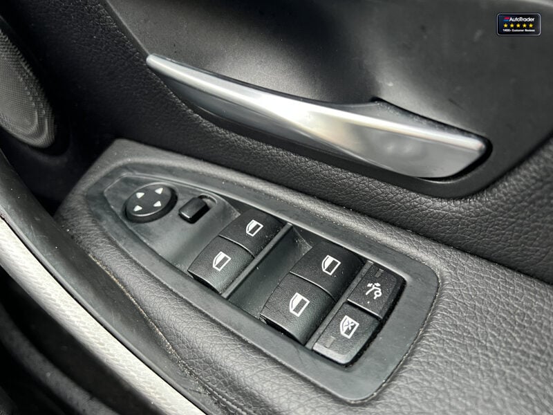 Used BMW 3 Series 2016 for sale - 77042079: Photo 25