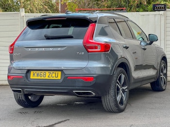 Used Volvo XC40 2018 for sale - 75701429: Photo
