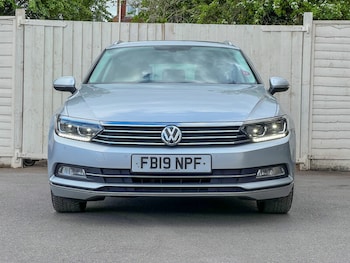Used Volkswagen Passat 2019 for sale - 78422917: Photo