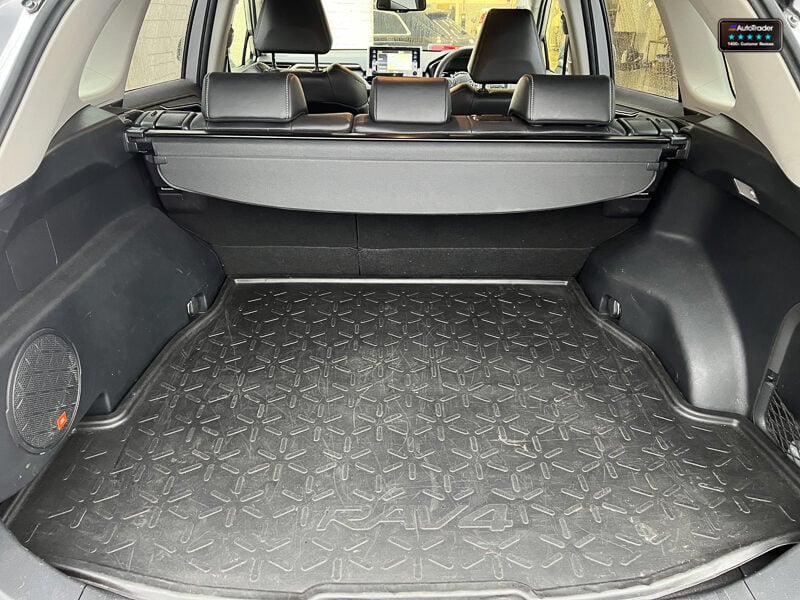 Used Toyota RAV4 2019 for sale - 77168663: Photo 10