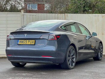 Used Tesla Model 3 2019 for sale - 77283918: Photo