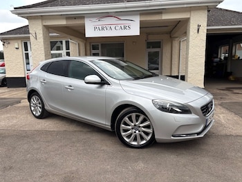 Used Volvo V40 2015 for sale - 79254564: Photo