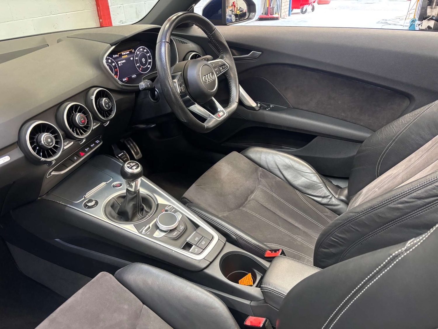 Used Audi TT 2016 for sale - 78134647: Photo 3