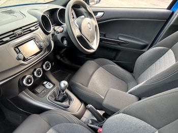 Used Alfa Romeo Giulietta 2019 for sale - 76533604: Photo