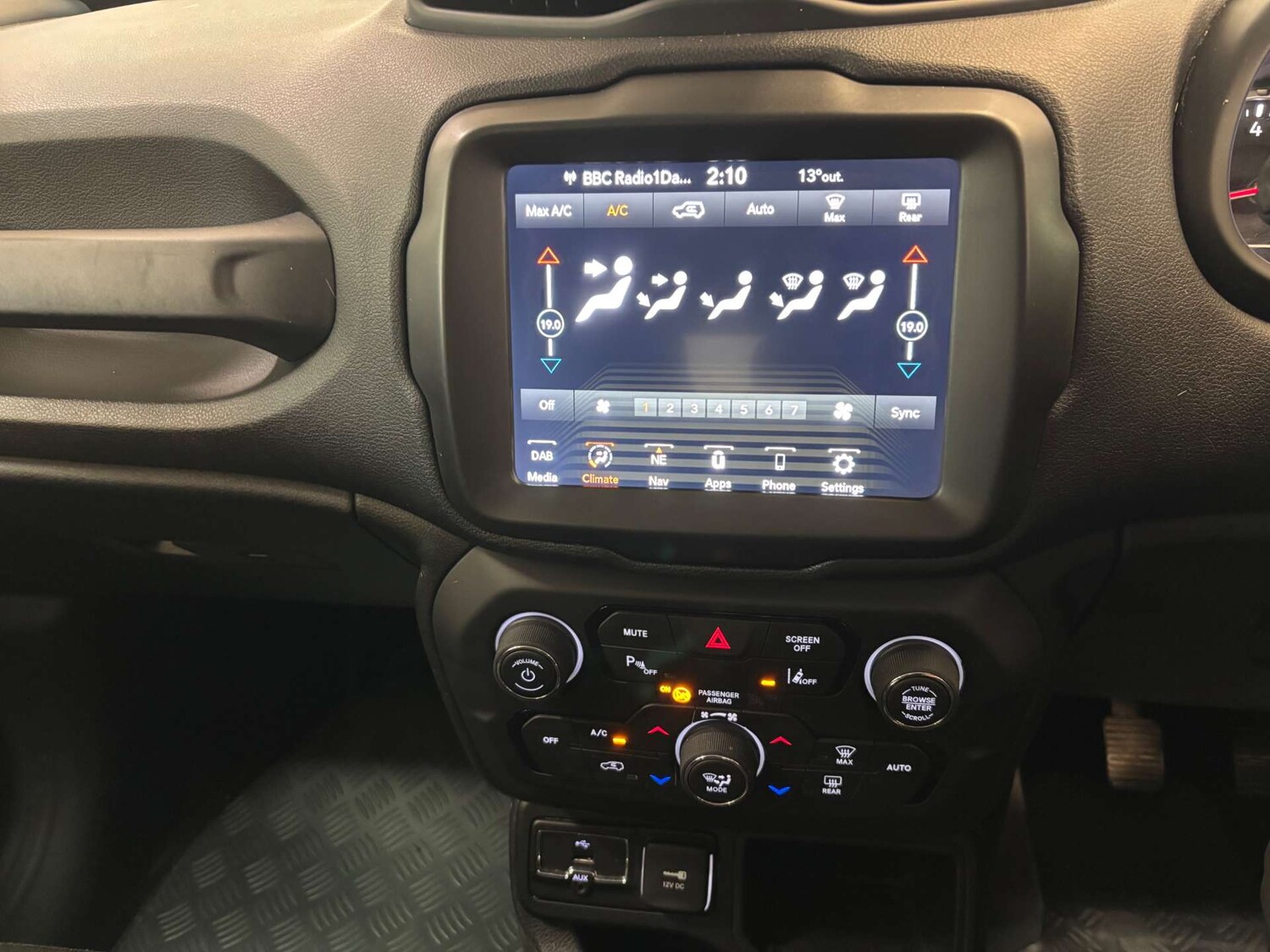 Used Jeep Renegade 2020 for sale - 78201107: Photo 15