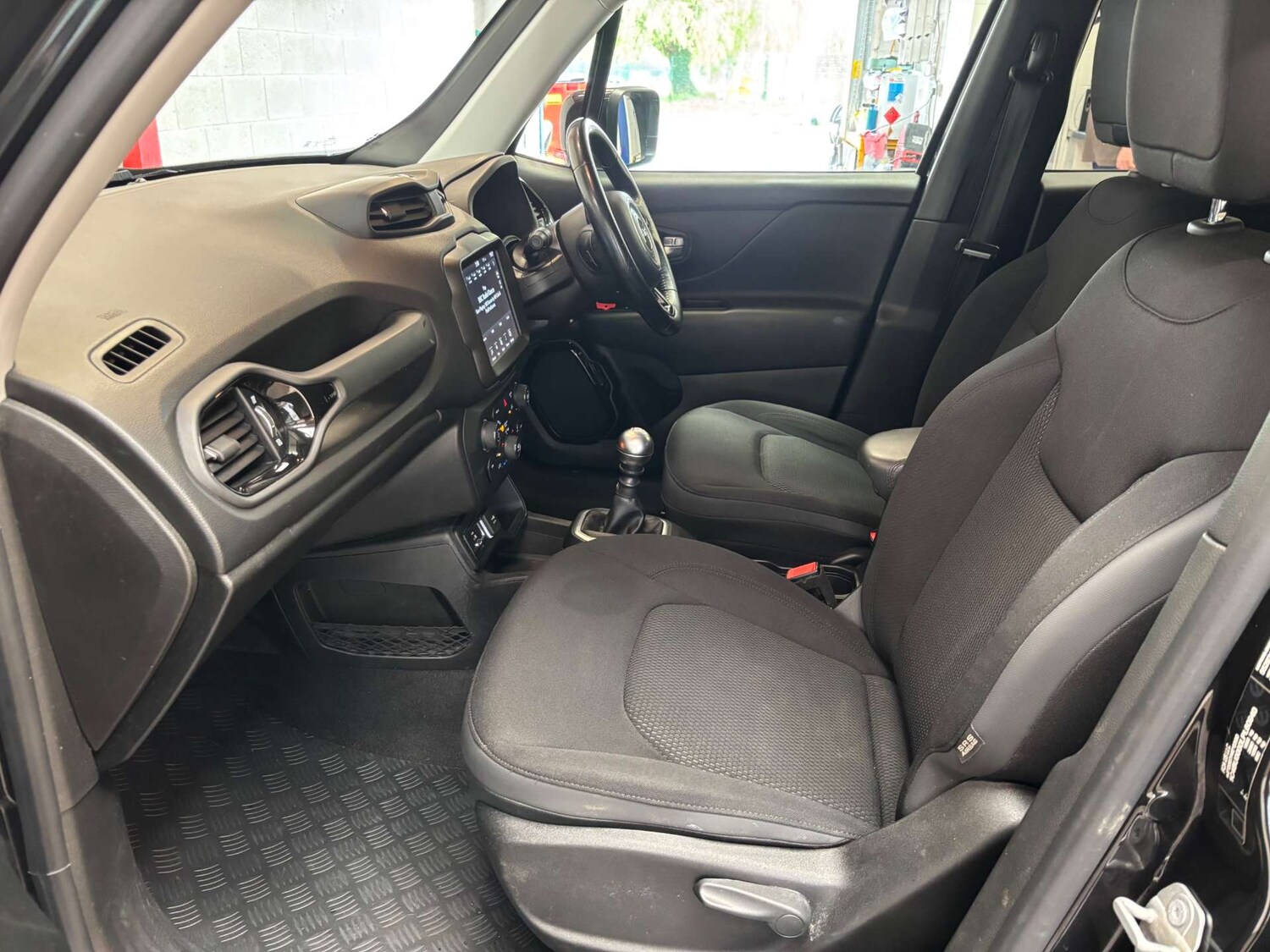 Used Jeep Renegade 2020 for sale - 78201107: Photo 19