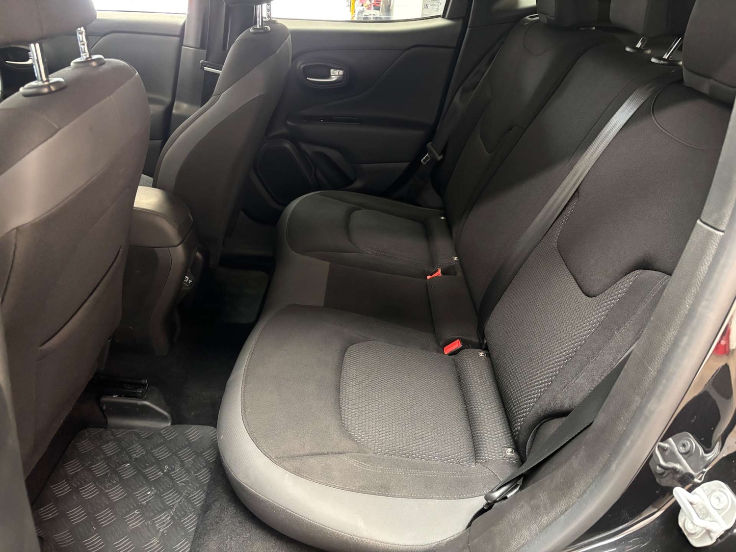 Used Jeep Renegade 2020 for sale - 78201107: Photo 20