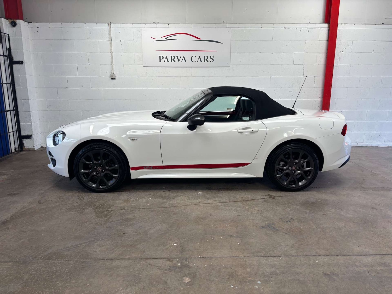 Used Fiat 124 Spider 2018 for sale - 77847527: Photo 23