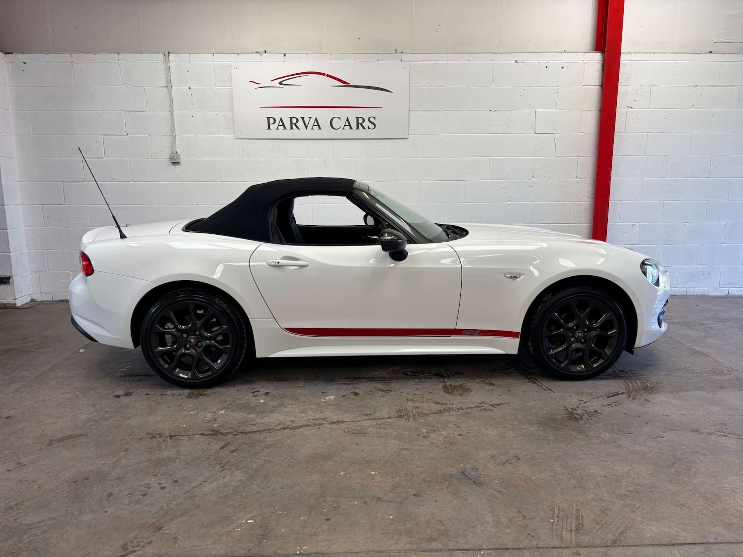Used Fiat 124 Spider 2018 for sale - 77847527: Photo 30