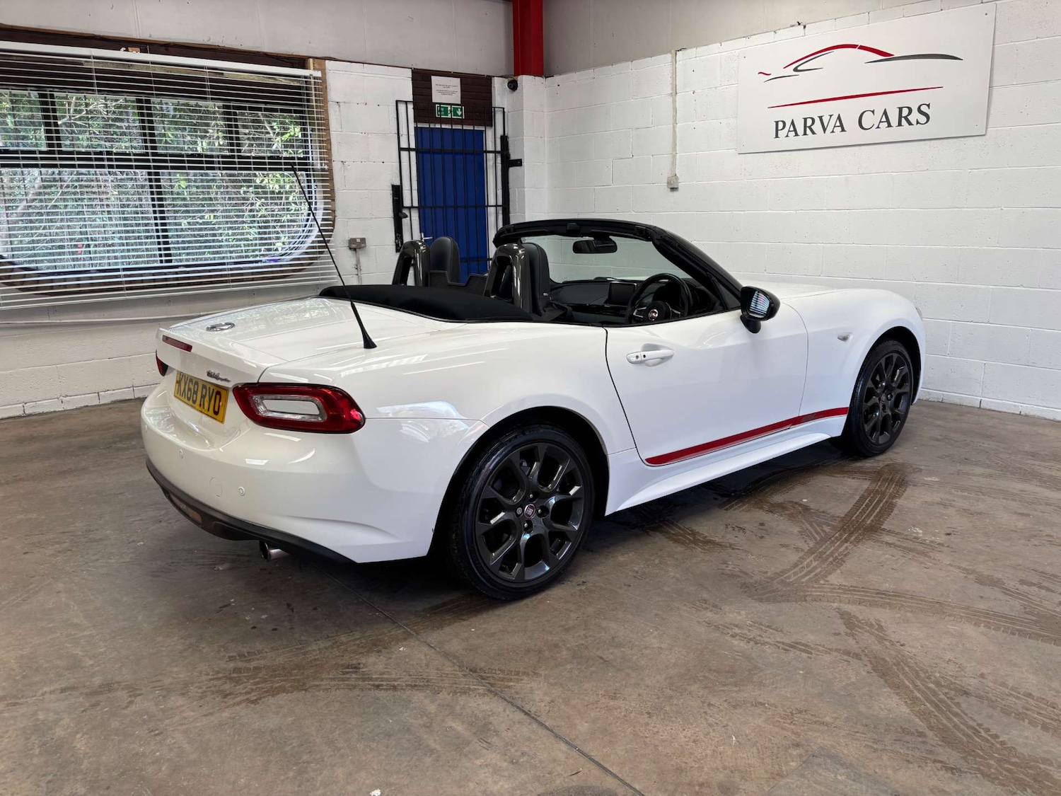Used Fiat 124 Spider 2018 for sale - 77847527: Photo 7