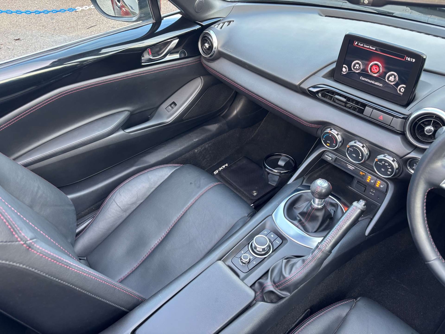 Used Mazda MX-5 2018 for sale - 76554457: Photo 10