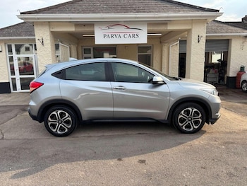 Used Honda HR-V 2017 for sale - 79340950: Photo