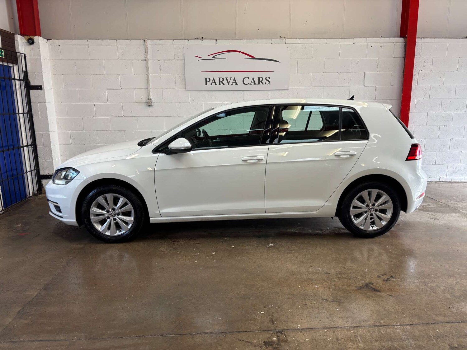 Used Volkswagen Golf 2017 for sale - 77690651: Photo 26