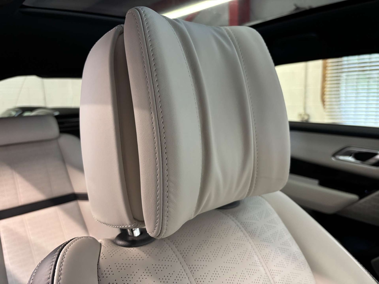 Used Land Rover Range Rover Velar 2020 for sale - 78134648: Photo 12