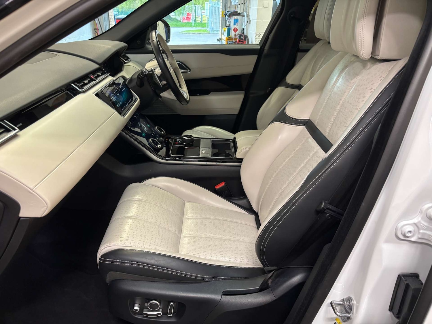 Used Land Rover Range Rover Velar 2020 for sale - 78134648: Photo 28