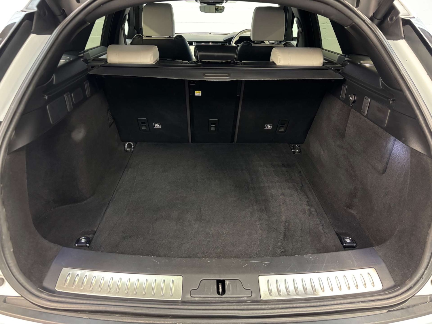 Used Land Rover Range Rover Velar 2020 for sale - 78134648: Photo 35