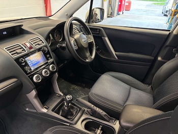 Used Subaru Forester 2015 for sale - 77877299: Photo