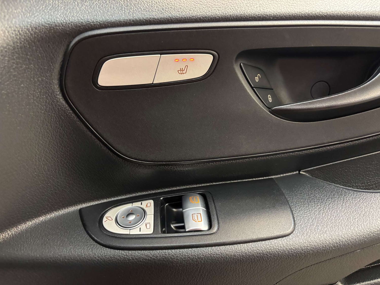 Used Mercedes-Benz Vito 2023 for sale - 77976977: Photo 23