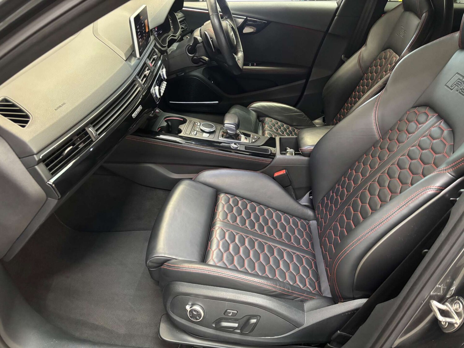 Used Audi RS4 2018 for sale - 78213088: Photo 21