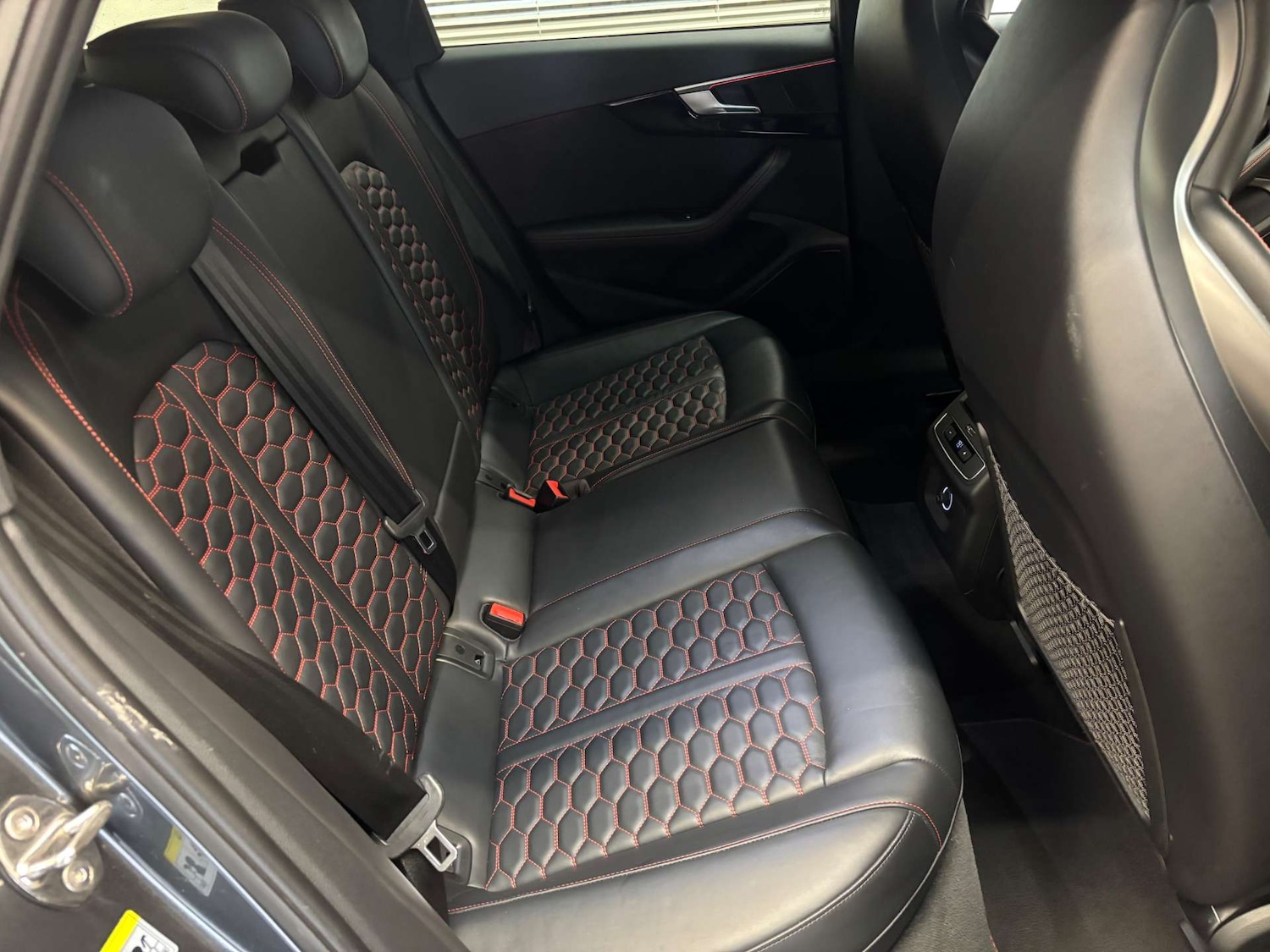 Used Audi RS4 2018 for sale - 78213088: Photo 9