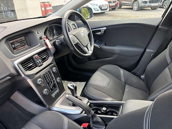 Used Volvo V40 2016 for sale - 78412493: Photo