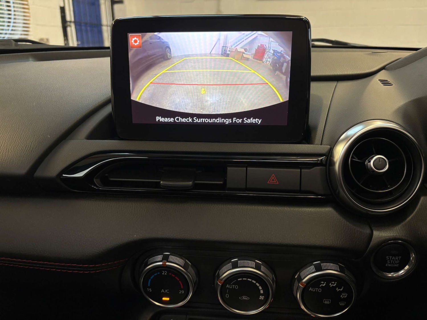 Used Mazda MX-5 2018 for sale - 76829922: Photo 11