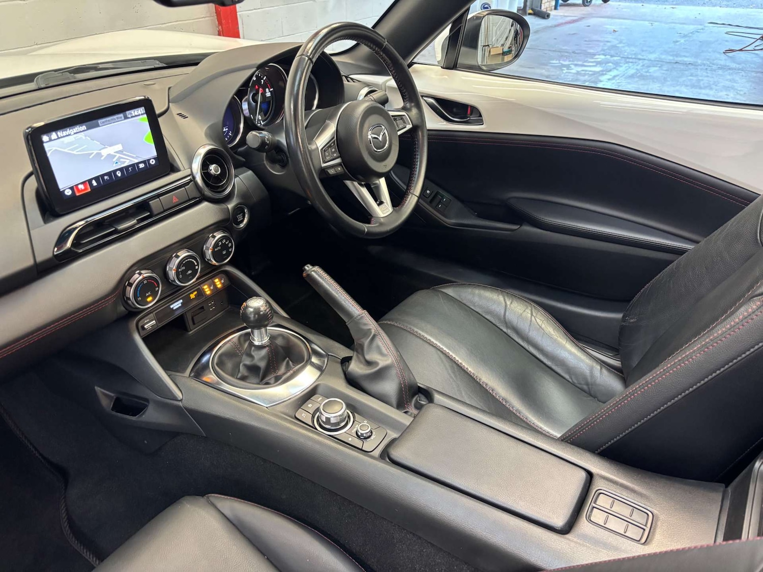 Used Mazda MX-5 2018 for sale - 76829922: Photo 3