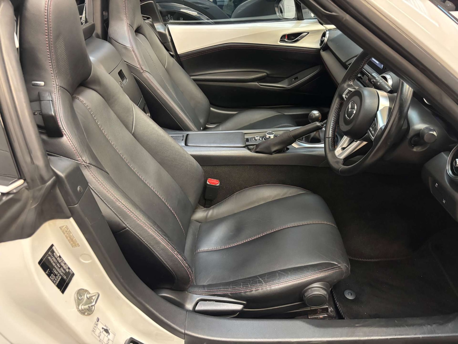 Used Mazda MX-5 2018 for sale - 76829922: Photo 9