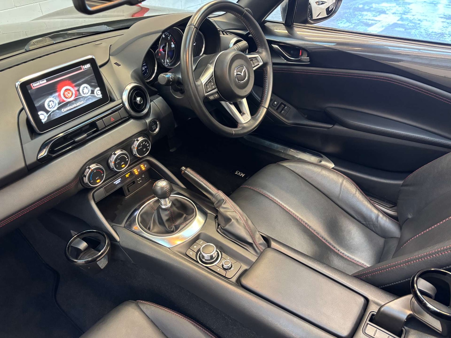 Used Mazda MX-5 2018 for sale - 77224811: Photo 3